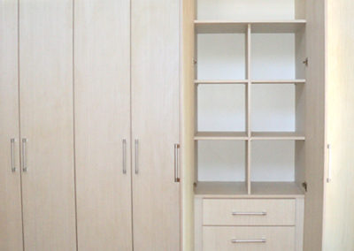 DW Wardrobes 43 W